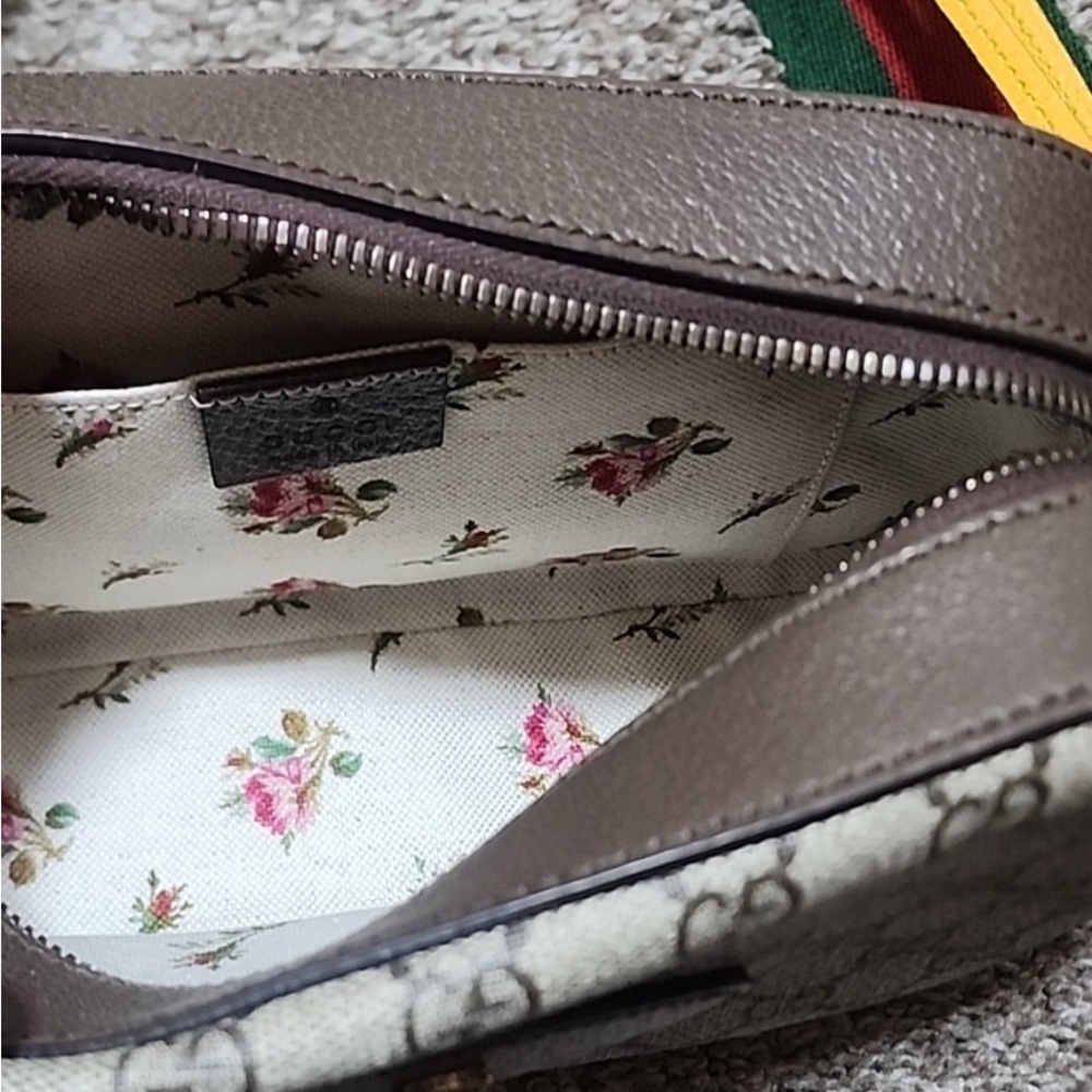 Beige and Green Women's Bag - Picture 2 of 3